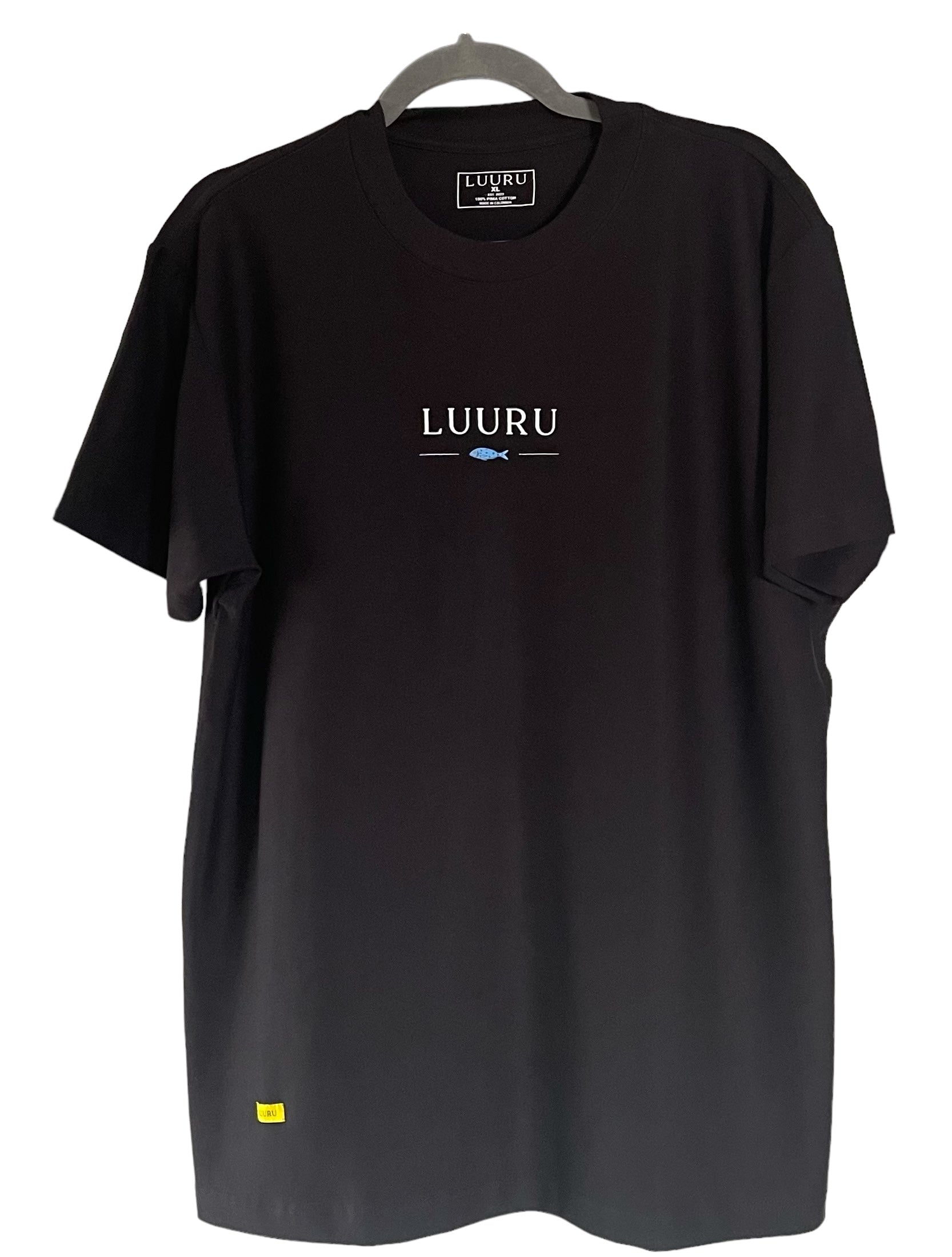 Camiseta ligera unisex 100% Pima con pequeño grafico de pez en el pecho
**Moda Marina Unisex-Camiseta Basica con pez pequeño
**Ocean fashion Unisex-t-shirt with little fish