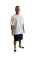 White oversized unisex t-shirt made from 100% Pima cotton, featuring a large blue fish graphic with a yellow eye printed on the back. Soft, breathable fabric with a relaxed fit for maximum comfort and style.
Camiseta unisex oversized de color blanco, confeccionada en 100% algodón Pima. Presenta un gran gráfico de pez azul con ojo amarillo en la parte trasera. Tela suave y transpirable con ajuste holgado para mayor comodidad y estilo.