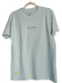 Clasic unisex Pima cotton t-shirt with small fish detail on the chest
Camiseta unisex de algodon de Pima con pequeño estampado marino